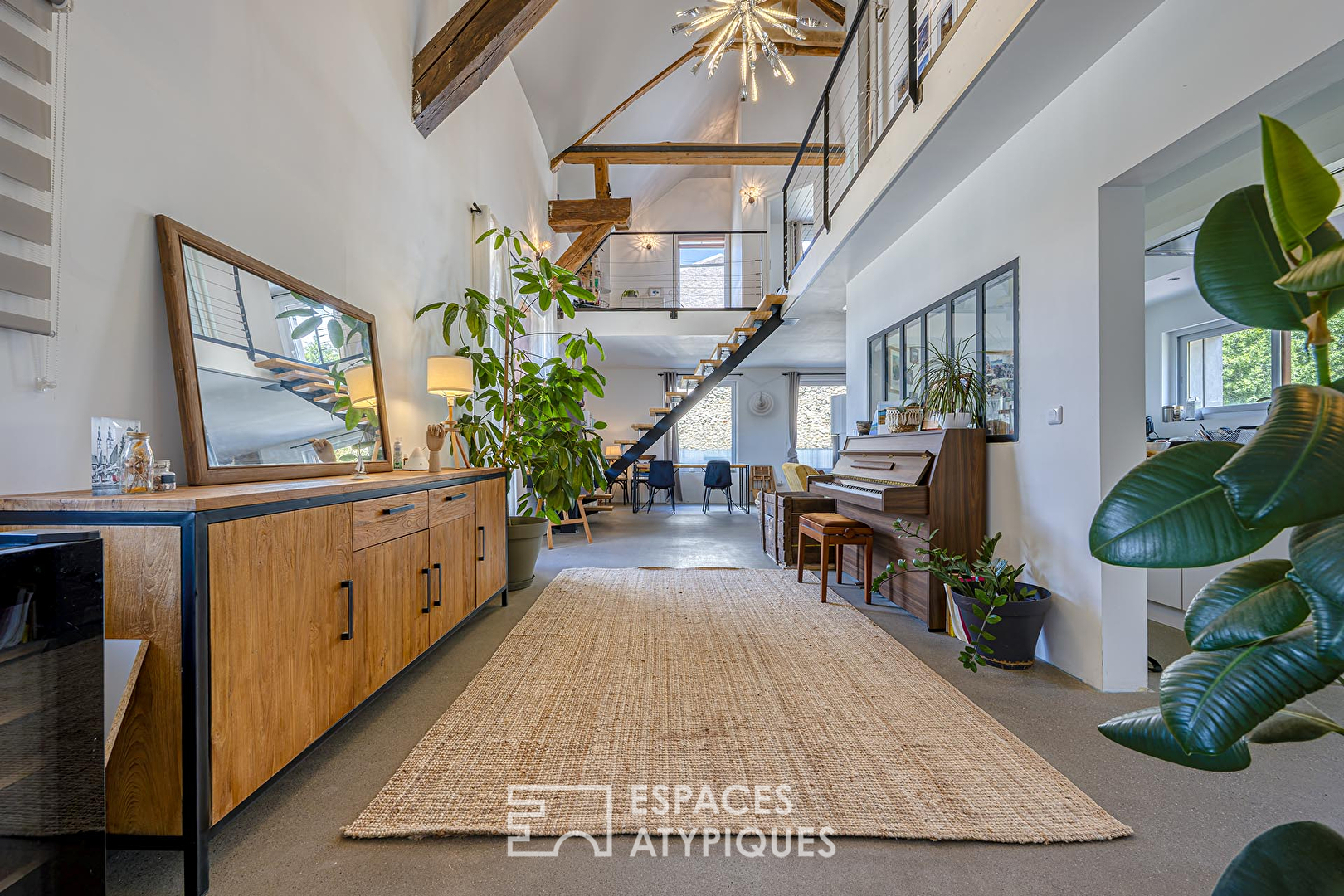 Agence immobilière de ESPACES ATYPIQUES ANNECY - ESPACES ATYPIQUES ANNECY