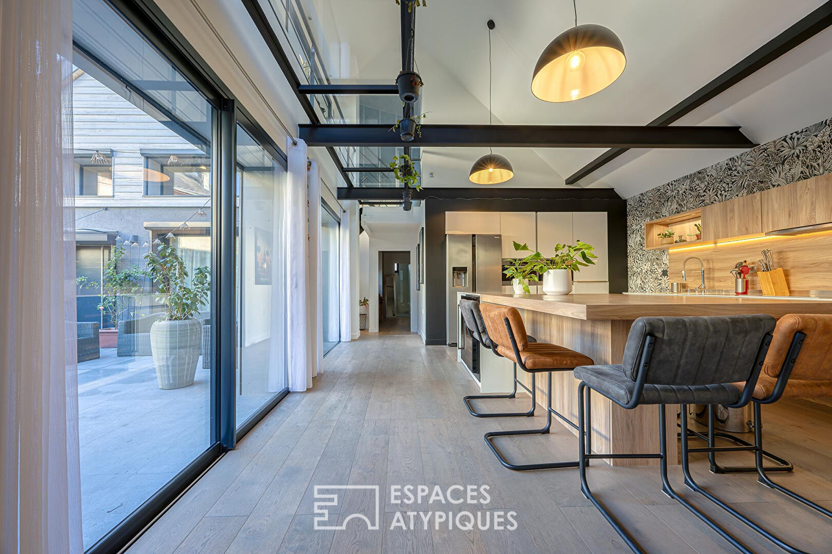 Agence immobilière de ESPACES ATYPIQUES ANNECY - ESPACES ATYPIQUES ANNECY