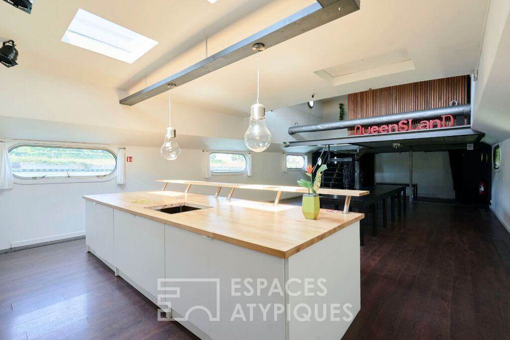 Photo PENICHE CONTEMPORAINE image 3/6