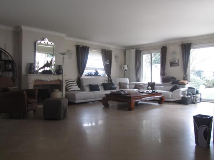 Vente Maison de 8 pièces 280 m² - ST MAUR DES FOSSES 94100 | ETUDE LA ROQUETTE - AR photo2