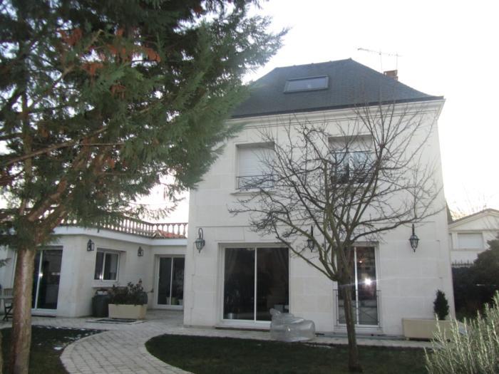 Vente Maison de 8 pièces 280 m² - ST MAUR DES FOSSES 94100 | ETUDE LA ROQUETTE - AR photo6