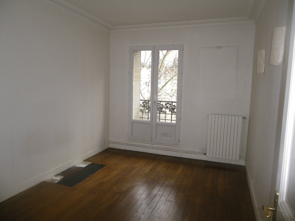 Photo PARIS 19ème  Rue Manin 3P 70 m² image 3/6