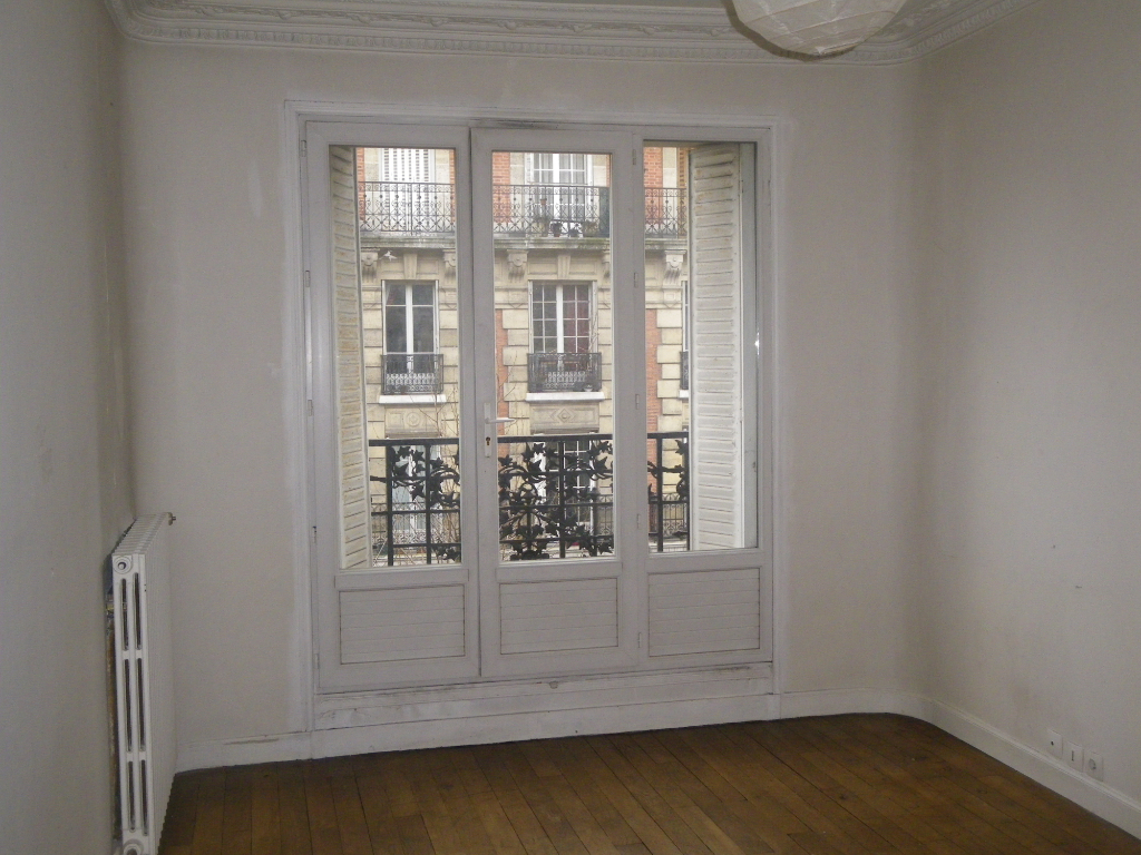 Photo PARIS 19ème  Rue Manin 3P 70 m² image 5/6