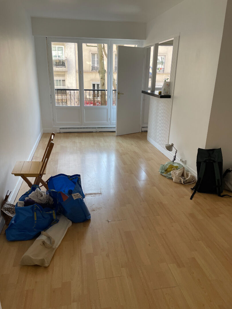 Charmant studio à louer  - Avenue Simon Bolivar