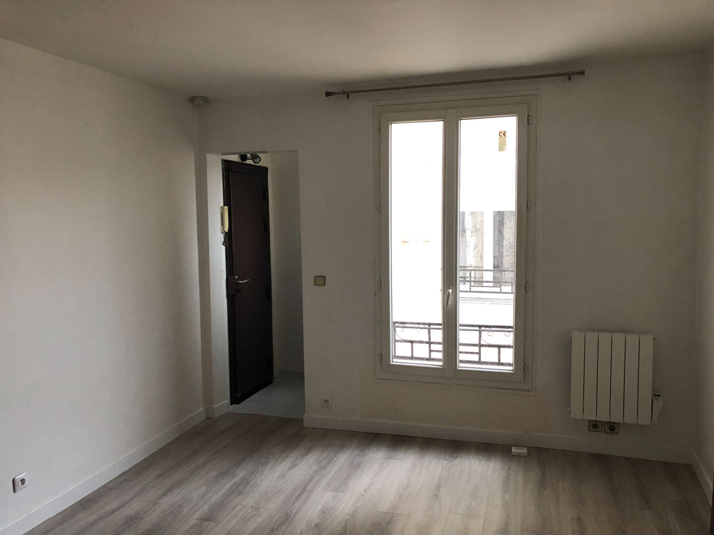 Photo PARIS 11ème STUDIO 19,26 m² image 1/5