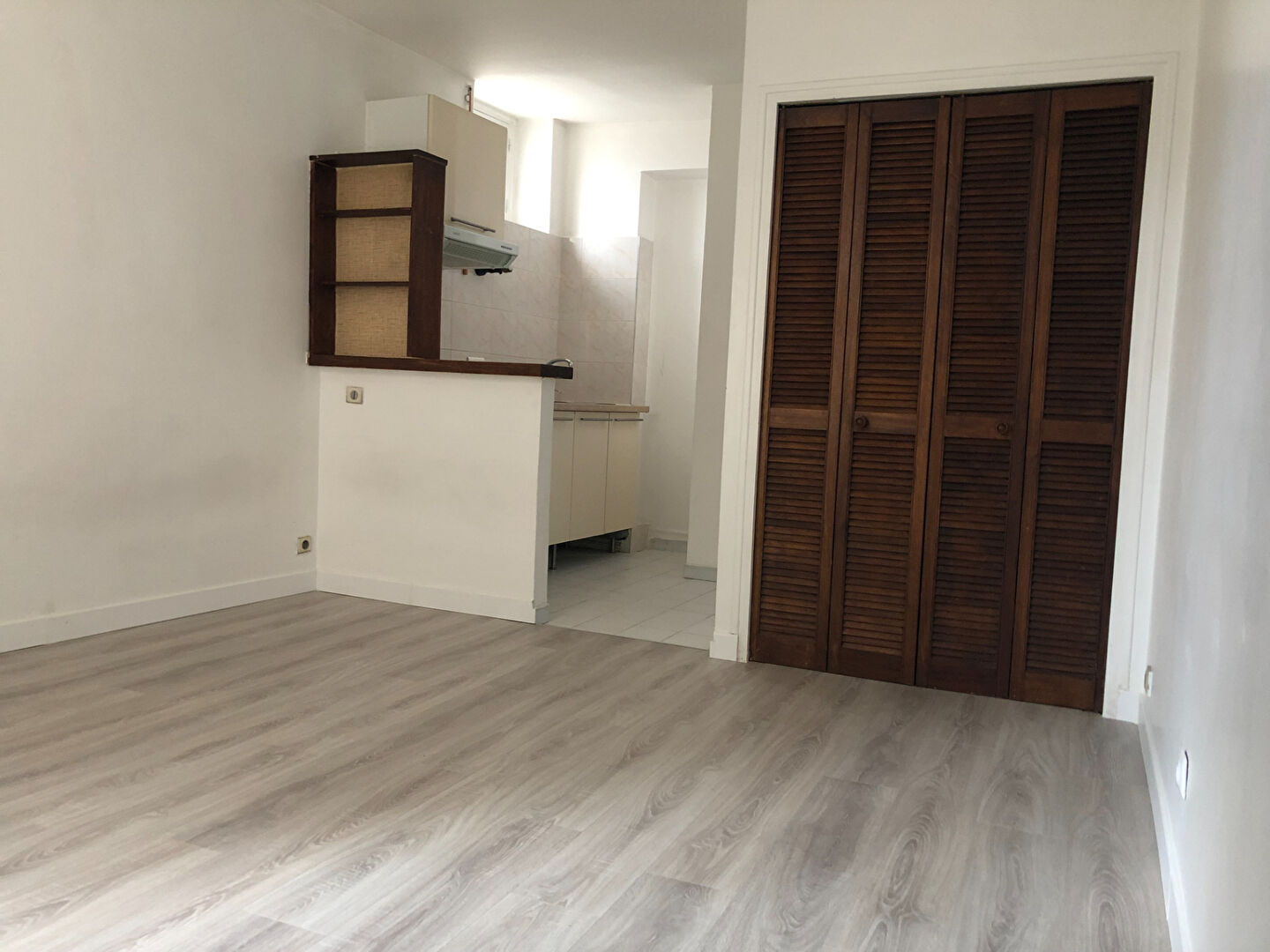 Photo PARIS 11ème STUDIO 19,26 m² image 2/5