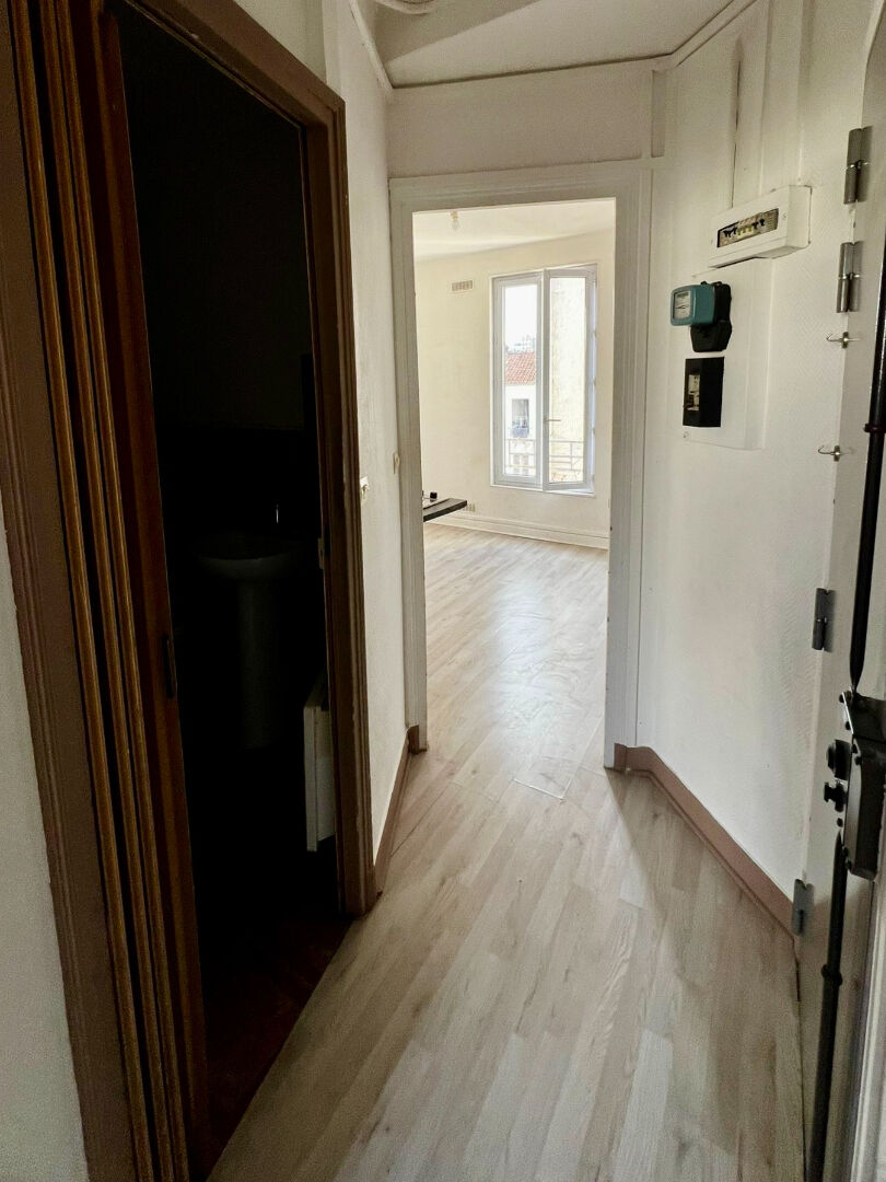 Photo IVRY SUR SEINE - 2 pièces - 25m² image 3/6
