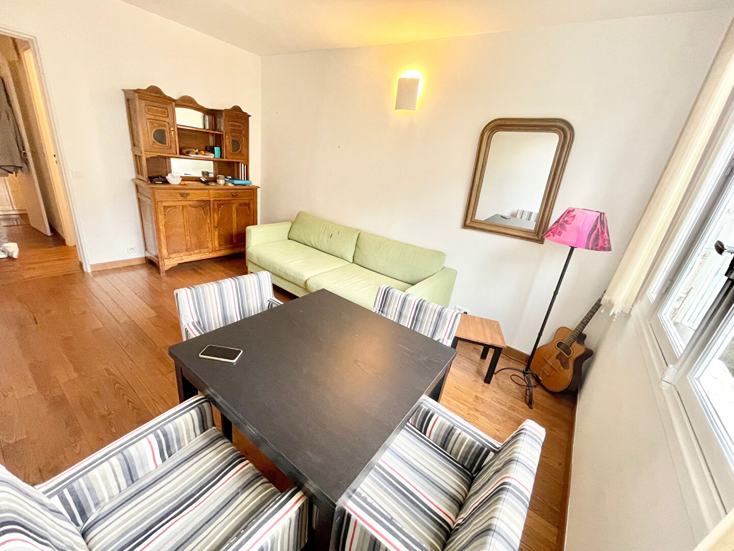 Charmant 2 pièces face aux Buttes-Chaumont