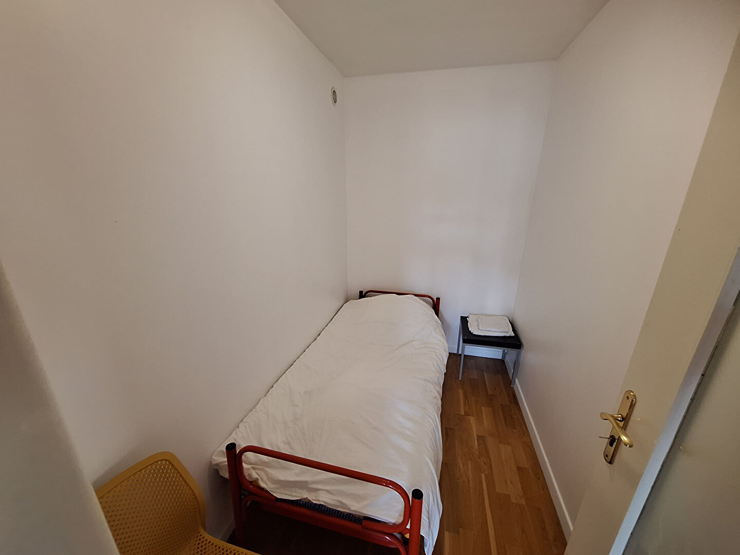 Photo PANTIN 3 pièces meublé + parking. image 5/6