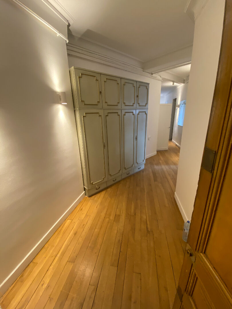 Photo Quartier République / Père Lachaise ? 4 pièces de charme ? 91 m² image 5/6