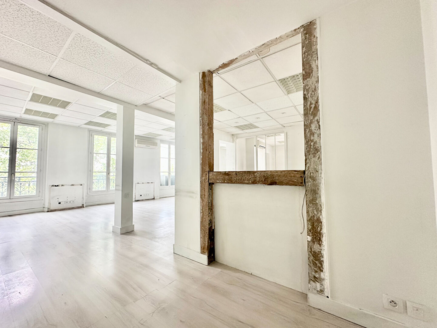 Photo À VENDRE  4 pièces 90,46 m²  Paris 3e, Rue du Temple image 5/6