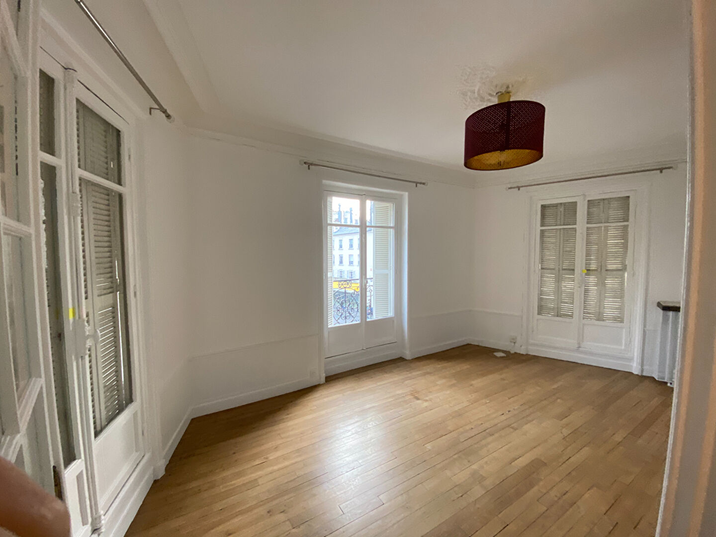 Quartier République / Père Lachaise 3 pièces de charme 91 m²