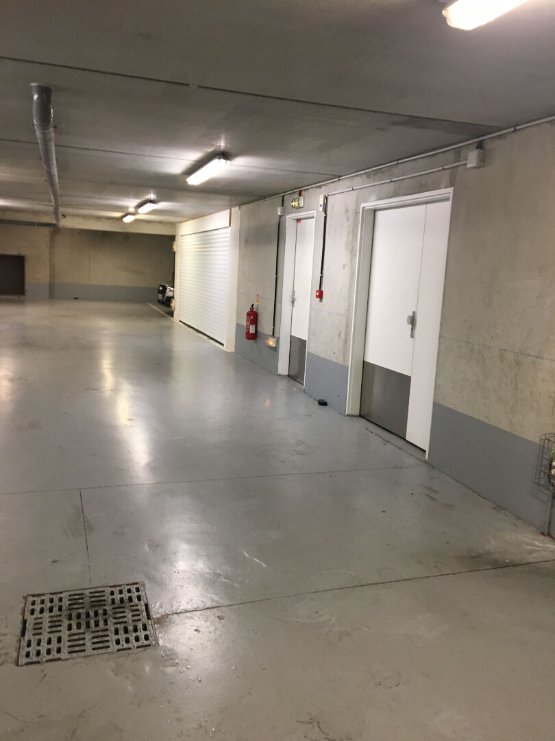 Photo Parking  La Garenne Colombes image 2/4
