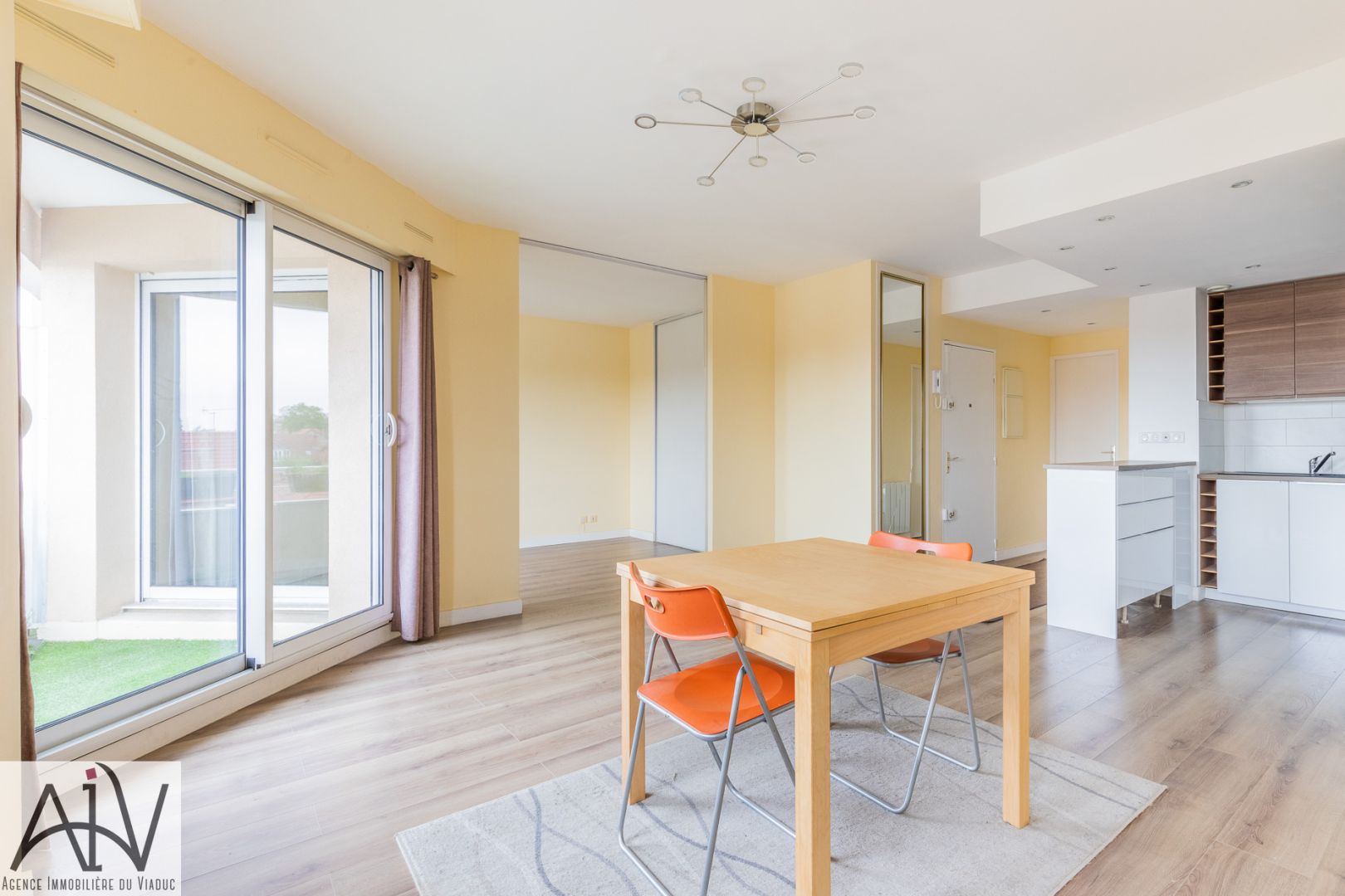 Agence immobilière de AGENCE DU VIADUC