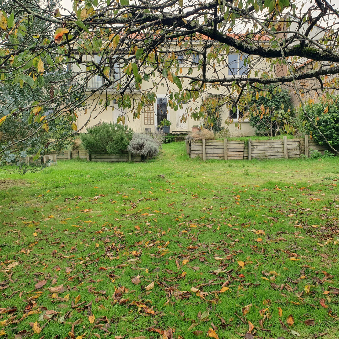 Photo Maison  9 pièce(s) 170 m2 image 2/6