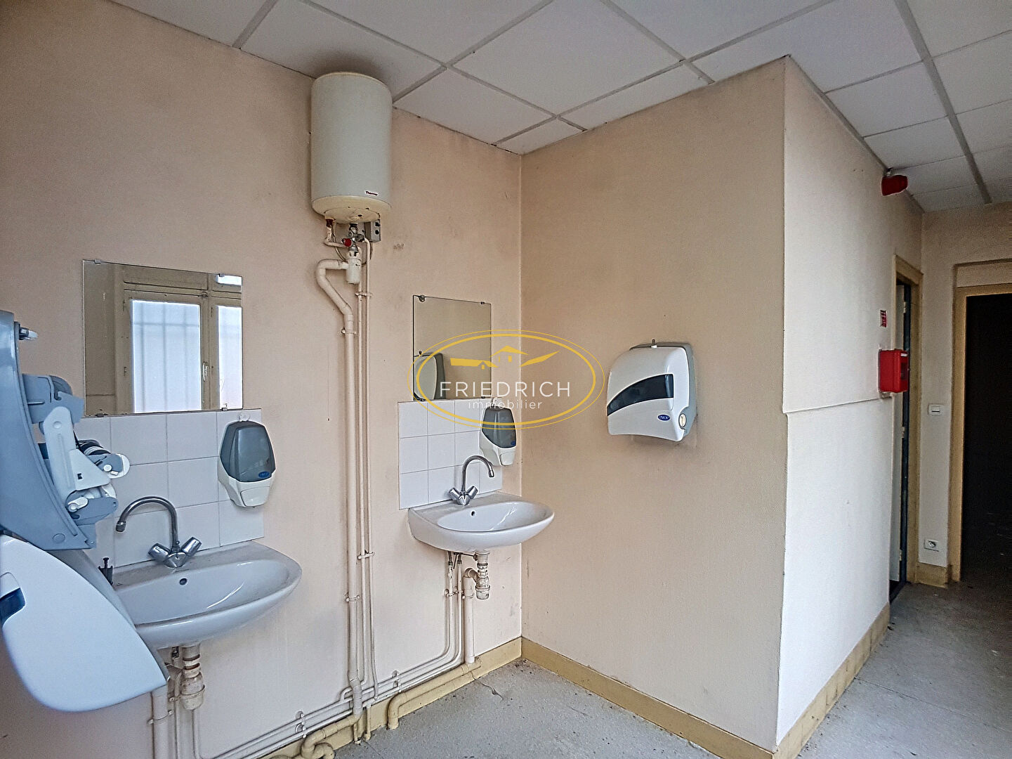 Photo VASTE LOCAL COMMERCIAL - BAR-LE-DUC Centre-ville image 4/6