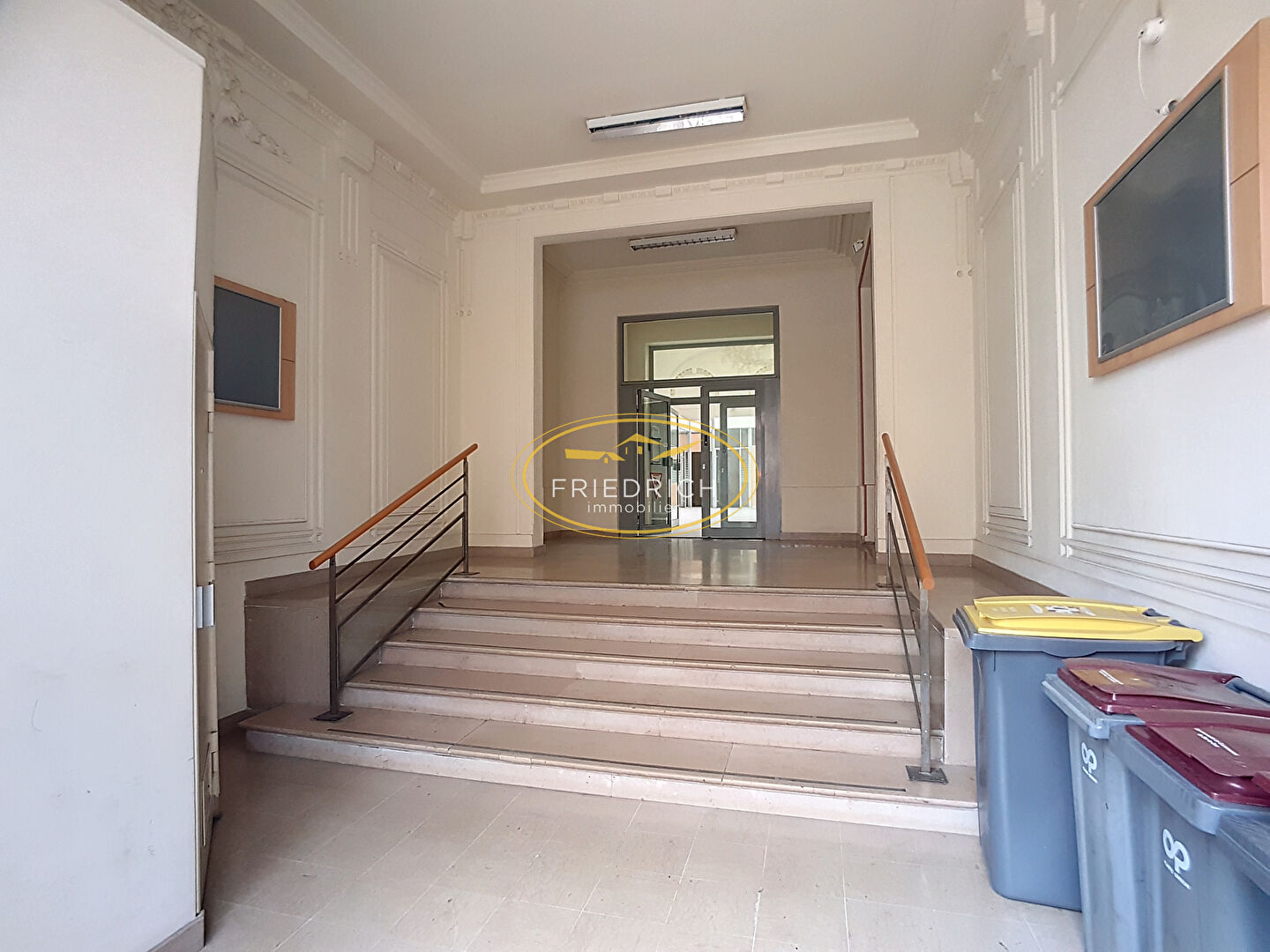 Photo VASTE LOCAL COMMERCIAL - BAR-LE-DUC Centre-ville image 5/6