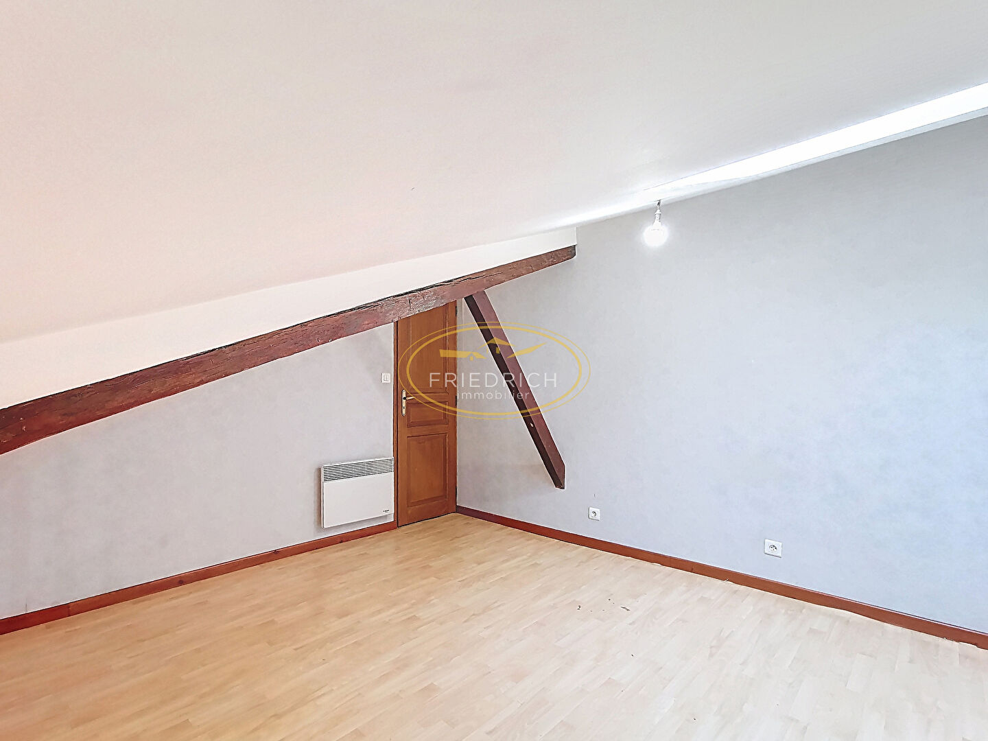 Photo STUDIO en duplex rénovée image 5/6