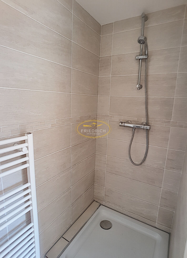 Photo F1 EN DUPLEX ENTIÈREMENT RÉNOVÉ - BAR-LE-DUC image 4/6