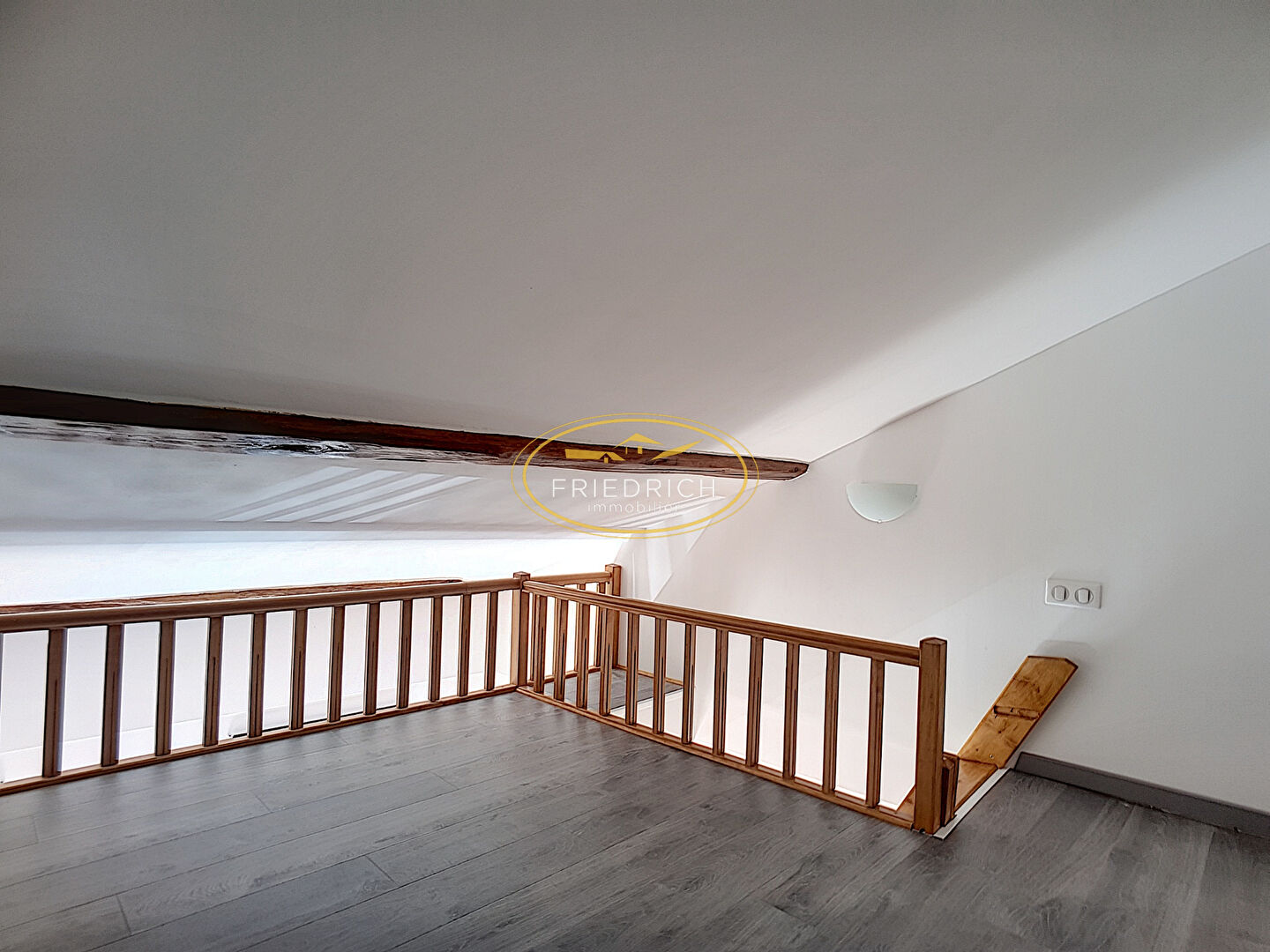 Photo F1 EN DUPLEX ENTIÈREMENT RÉNOVÉ - BAR-LE-DUC image 5/6