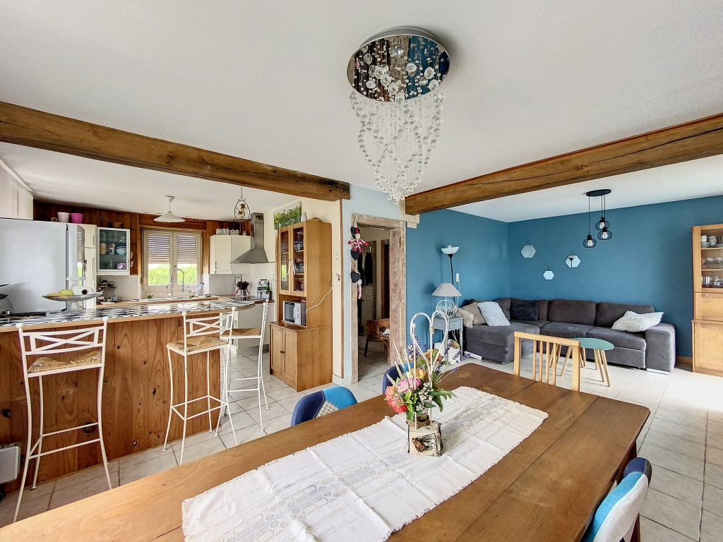 MAISON DE VILLAGE INDÉPENDANTE