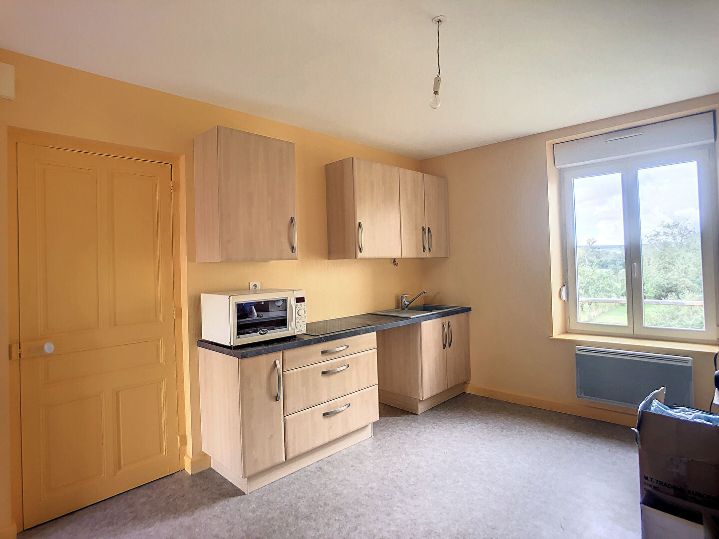 Photo BEL IMMEUBLE DE RAPPORT - LACROIX SUR MEUSE image 3/6