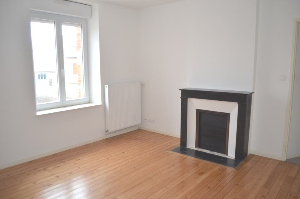 Photo BEL IMMEUBLE DE RAPPORT - LACROIX SUR MEUSE image 5/6