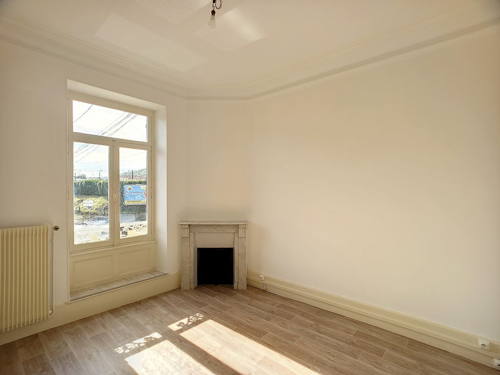 Photo IMMEUBLE DE RAPPORT - 4 APPARTEMENTS  RAPPORT LOCATIF ANNUEL ATTENDU DE 16.200  - BAR LE DUC image 3/6