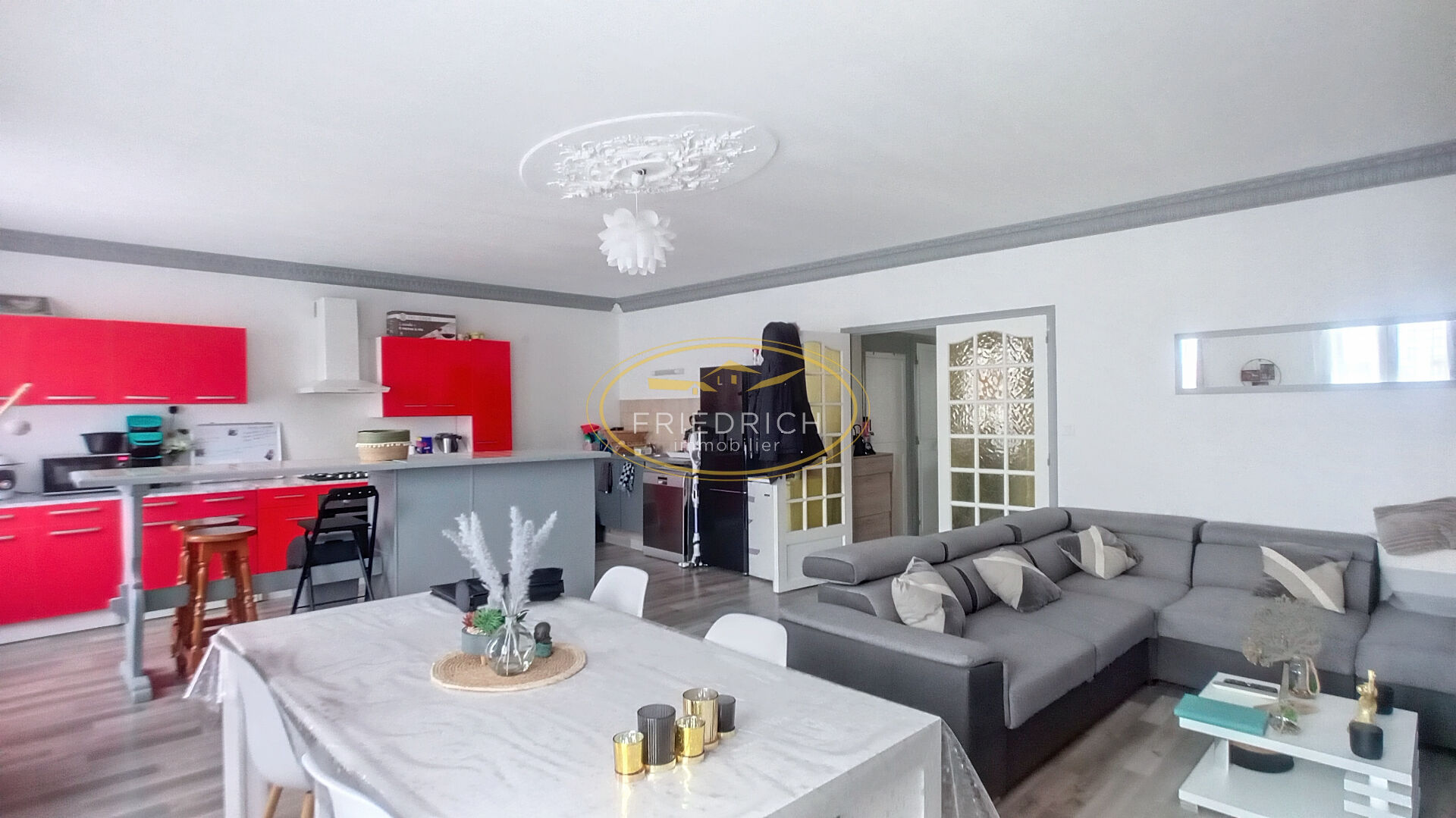 Photo IMMEUBLE DE RAPPORT 5 APPARTEMENTS ET 1 LOCAL COMMERCIAL - LIGNY-EN-BARROIS image 3/6