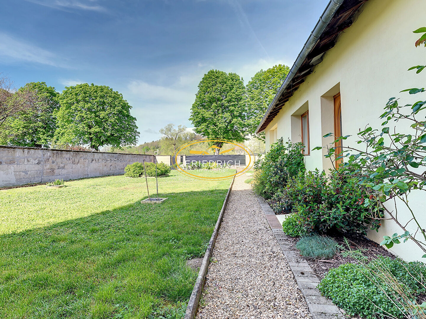 Photo AGREABLE MAISON INDEPENDANTE HABITABLE DE SUITE - SAINT-MIHIEL image 2/6