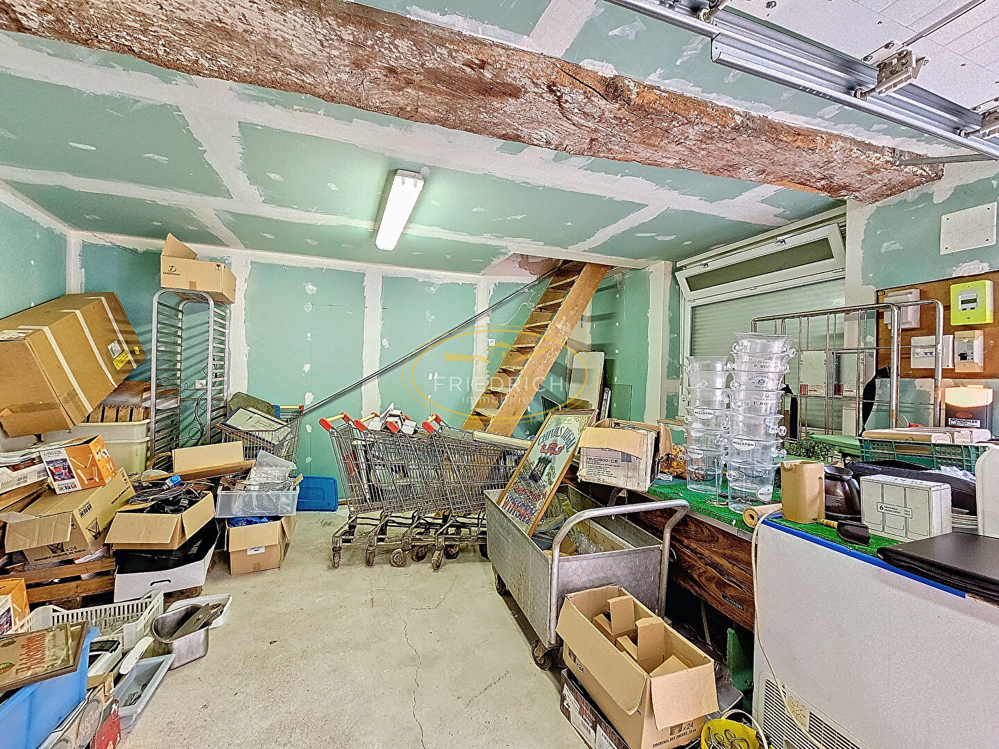 Photo GARAGE PLEIN CENTRE A USAGE DE GARAGE OU POSSIBILITÉ HABITATION image 3/5