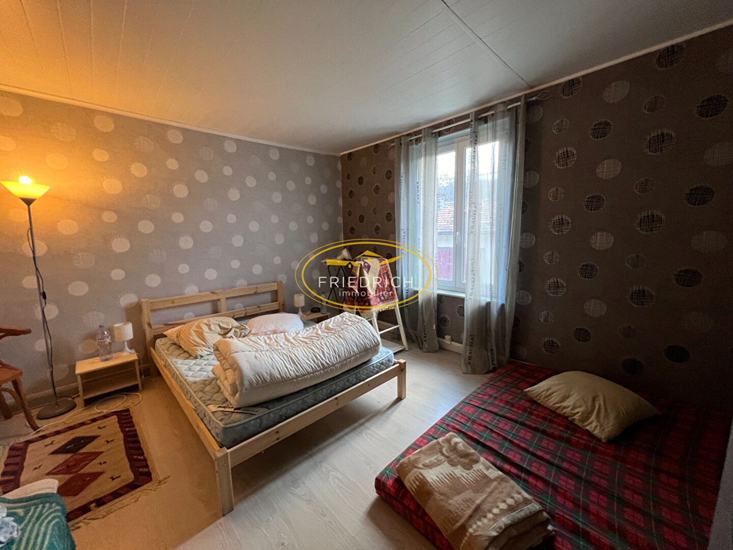 Photo MAISON DE VILLAGE A CONFORTER - MOUILLY image 5/6