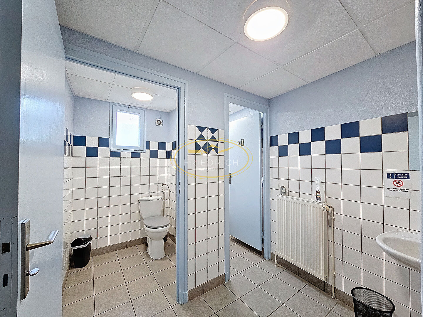 Photo FONDS DE COMMERCE BAR-RESTAURANT-TRAITEUR image 6/6