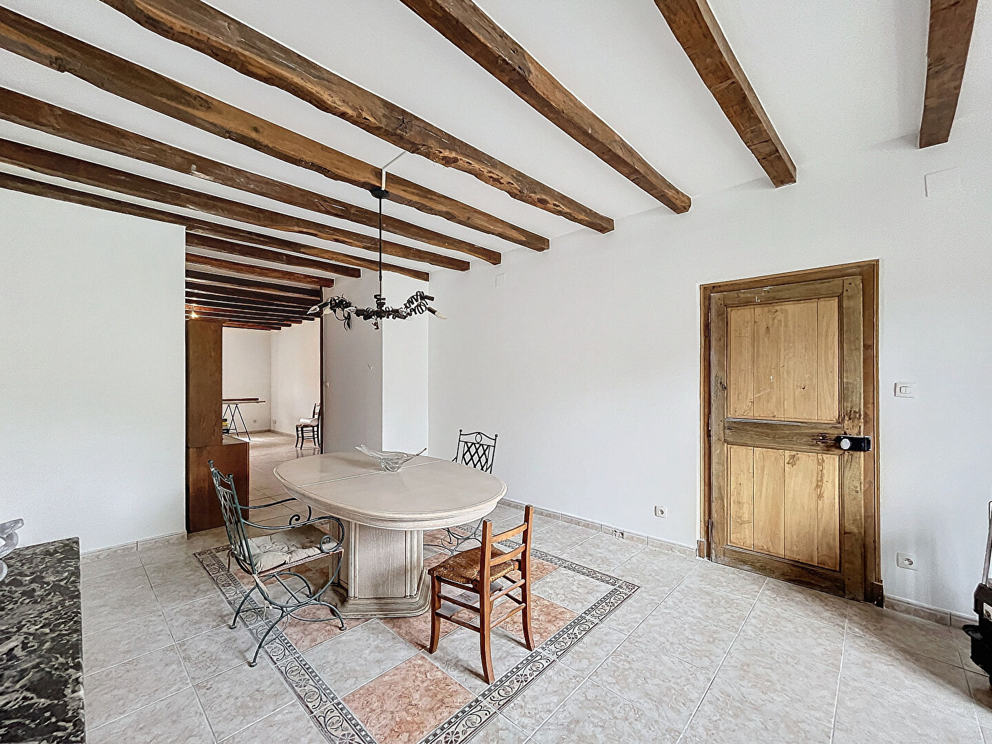 MAISON DE VILLAGE RENOVÉE