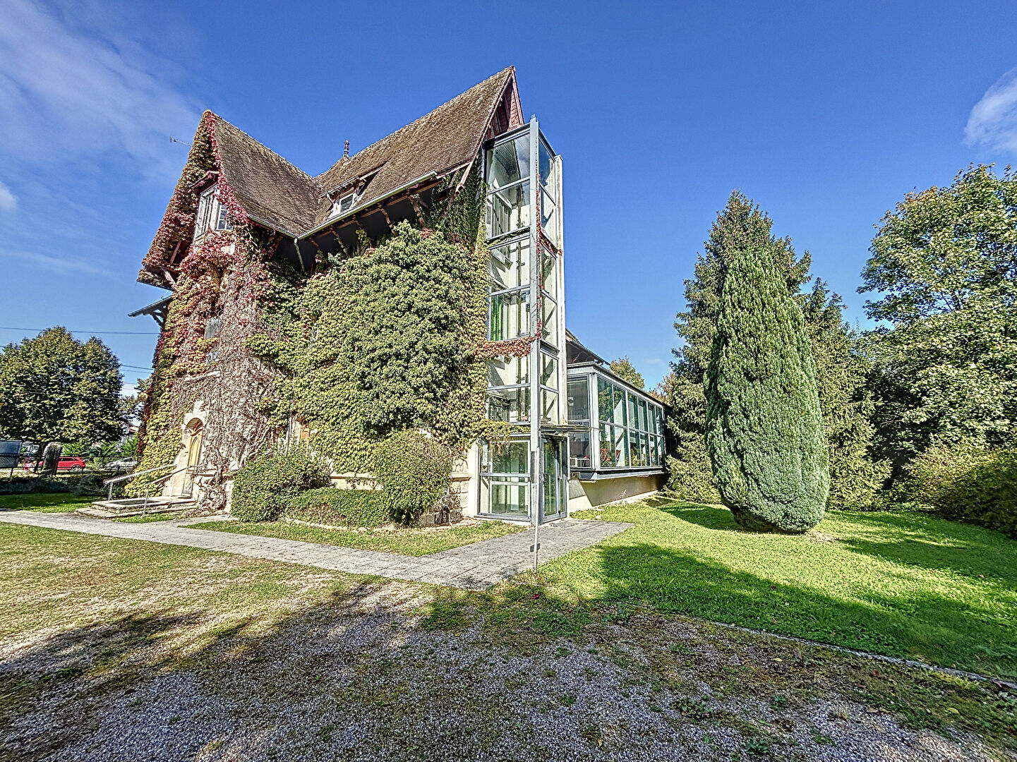 Photo PROPRIETE INDEPENDANTE DE CARACTERE image 3/6