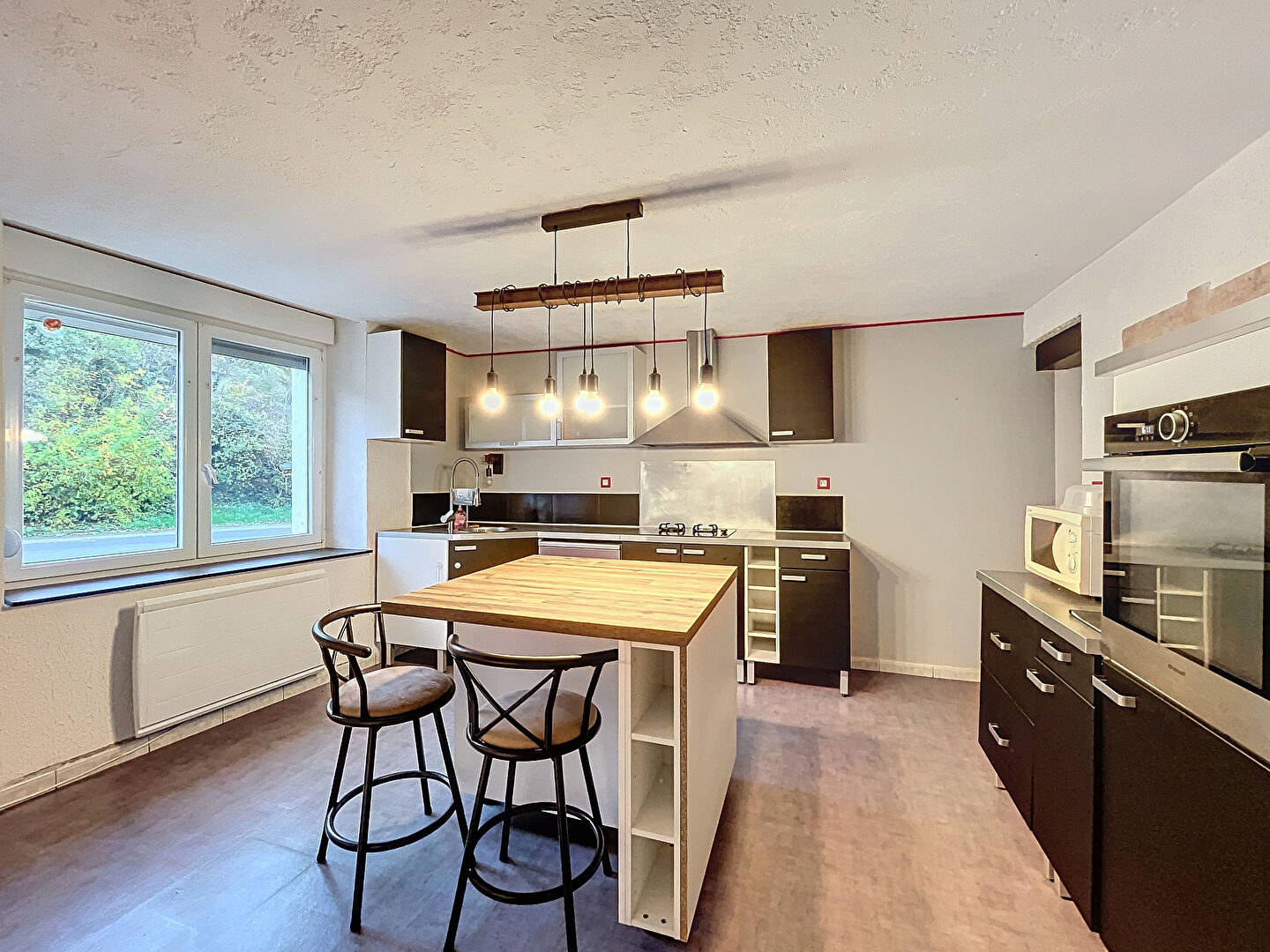 Photo MAISON DE VILLAGE HABITABLE DE SUITE image 3/6