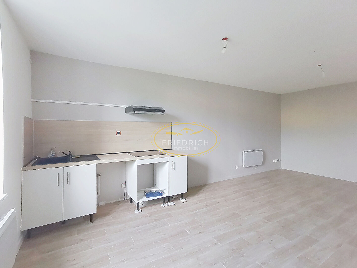 Photo Appartement type F2 Rez de chaussée image 1/6