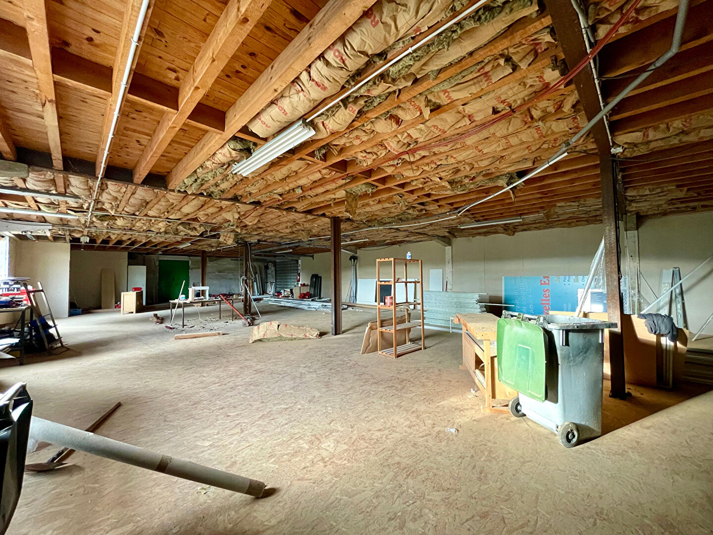 Photo ENSEMBLE IMMOBILIER A USAGE COMMERCIAL ou ARTISANAL et D'HABITATION image 2/6