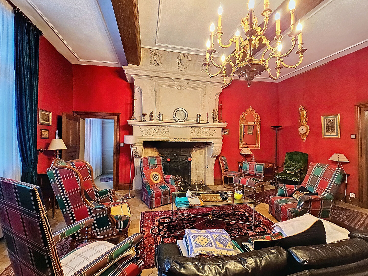 BELLE PROPRIÉTÉ DE CARACTÈRE DU XVIIème siècle