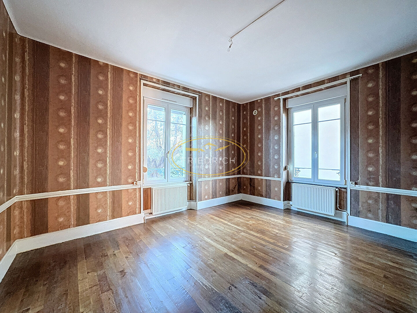 Photo Appartement t4 de 112 m²  proche gare SNCF avec garage - COMMERCY image 5/6