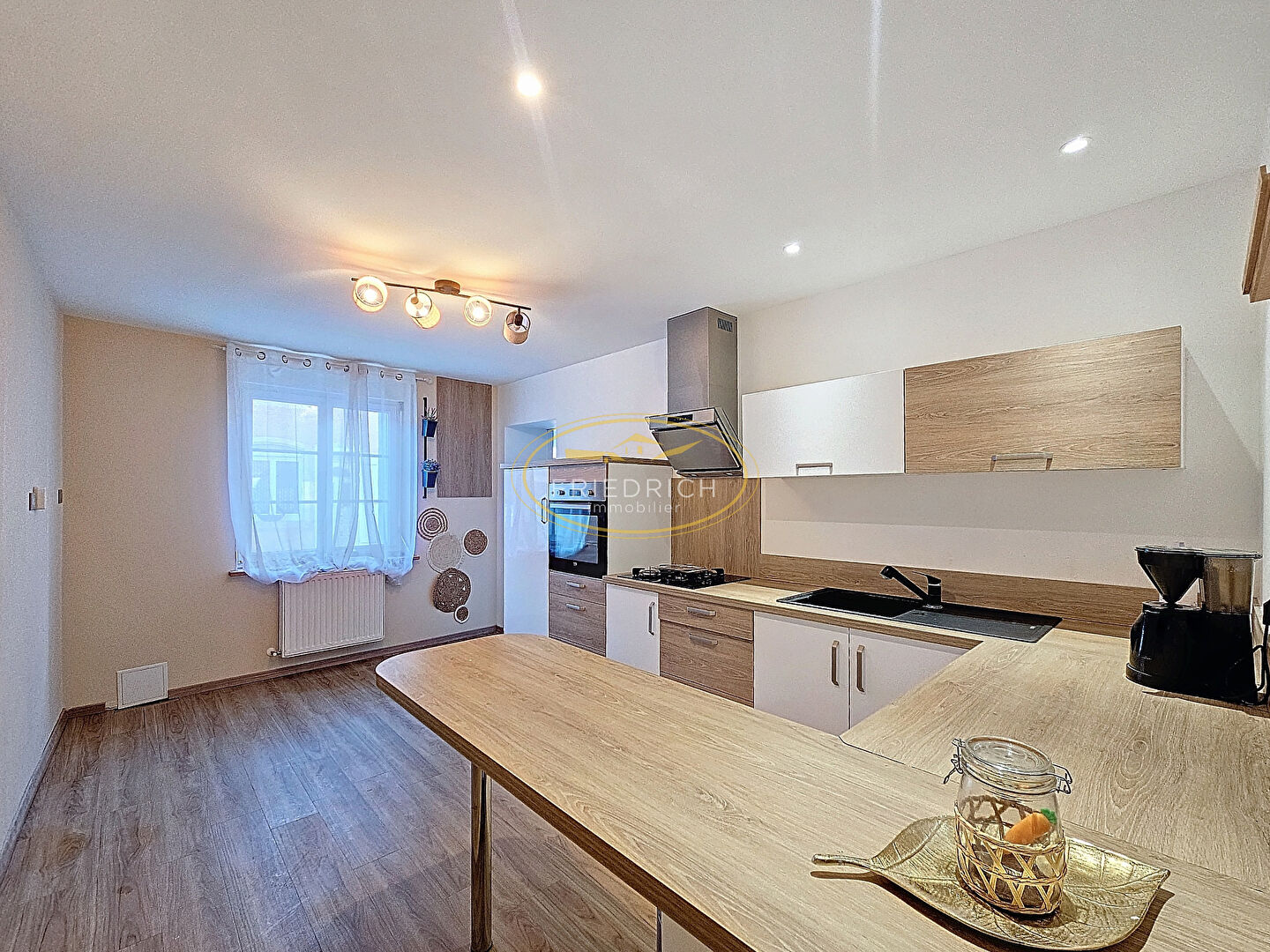 Photo SPACIEUSE MAISON DE VILLE LUMINEUSE image 2/6