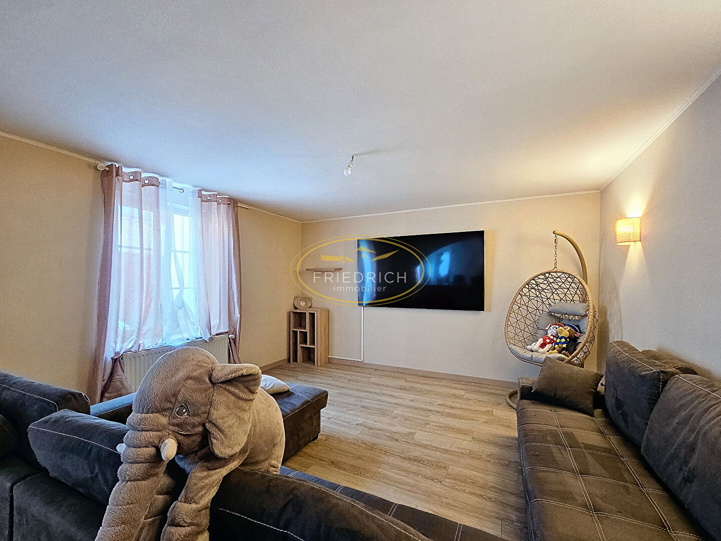 Photo SPACIEUSE MAISON DE VILLE LUMINEUSE image 5/6