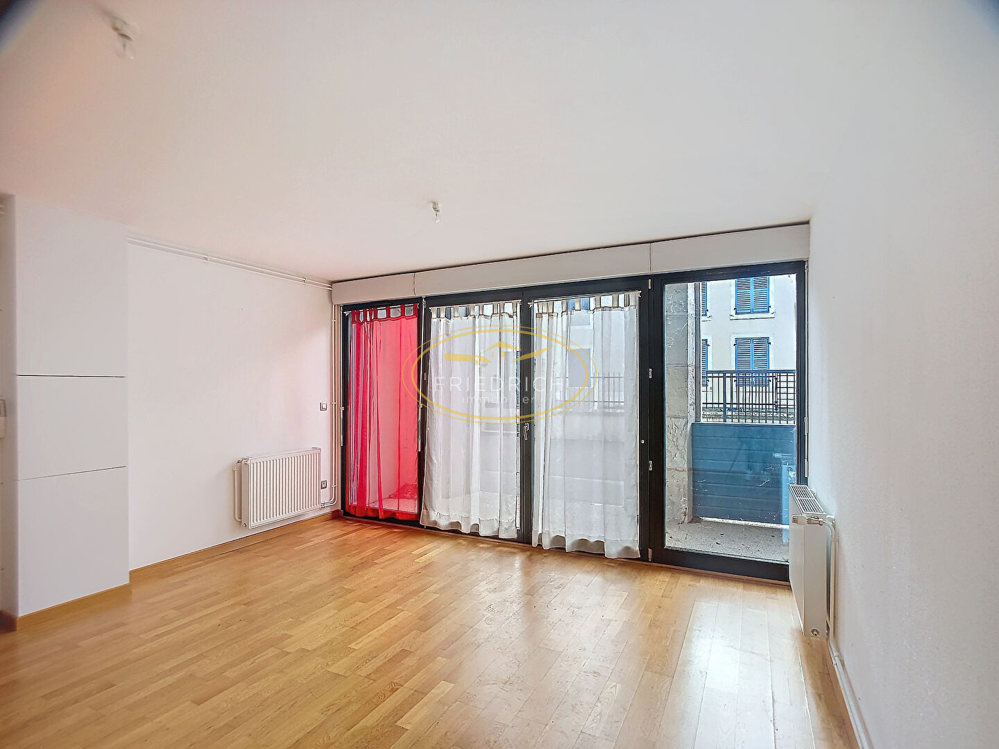 Photo STUDIO Rez-de-chaussée - GONDRECOURT-LE-CHÂTEAU image 3/5