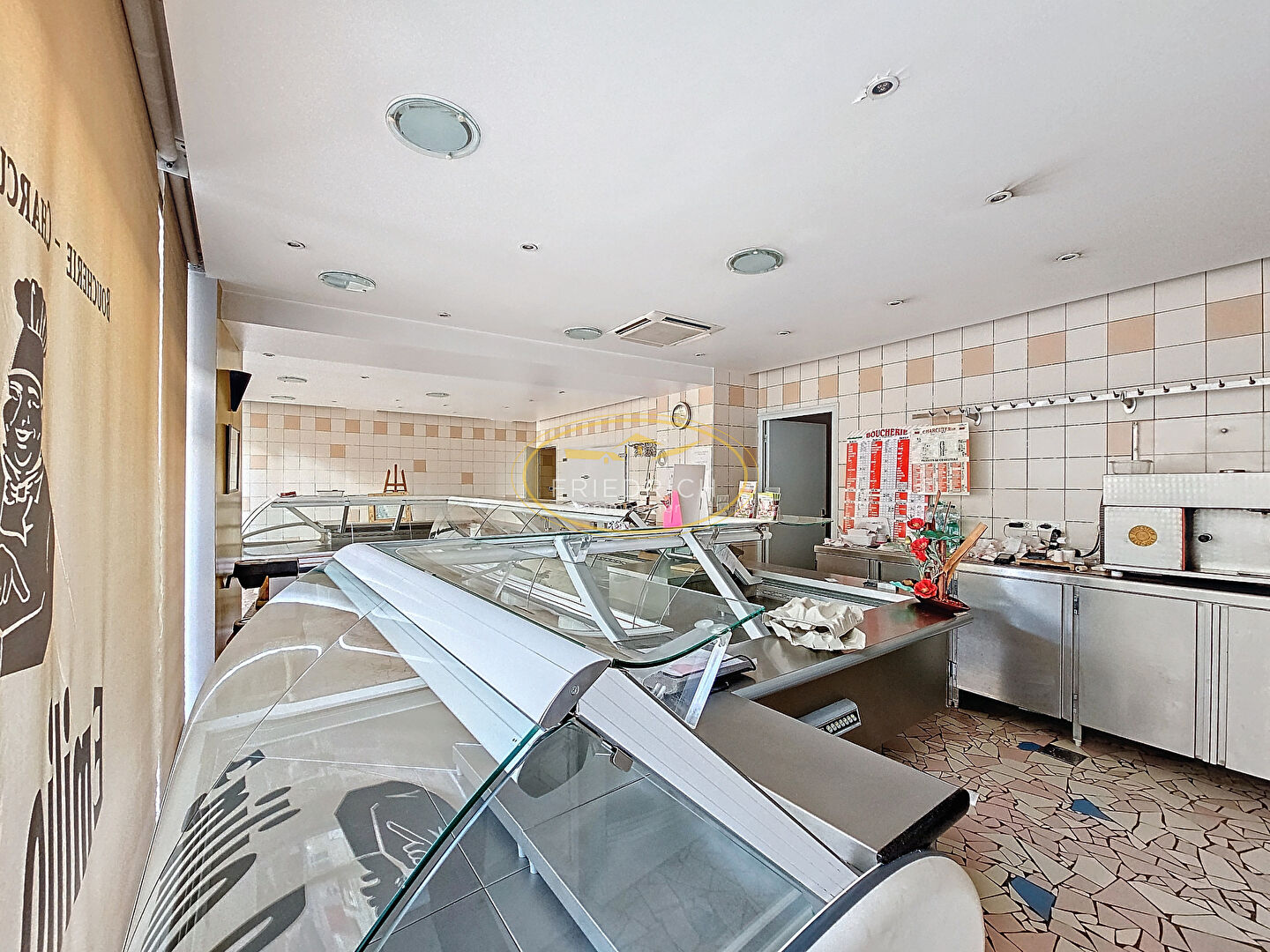 Photo LOCAL COMMERCIAL LIBRE DE TOUS COMMERCES image 2/6