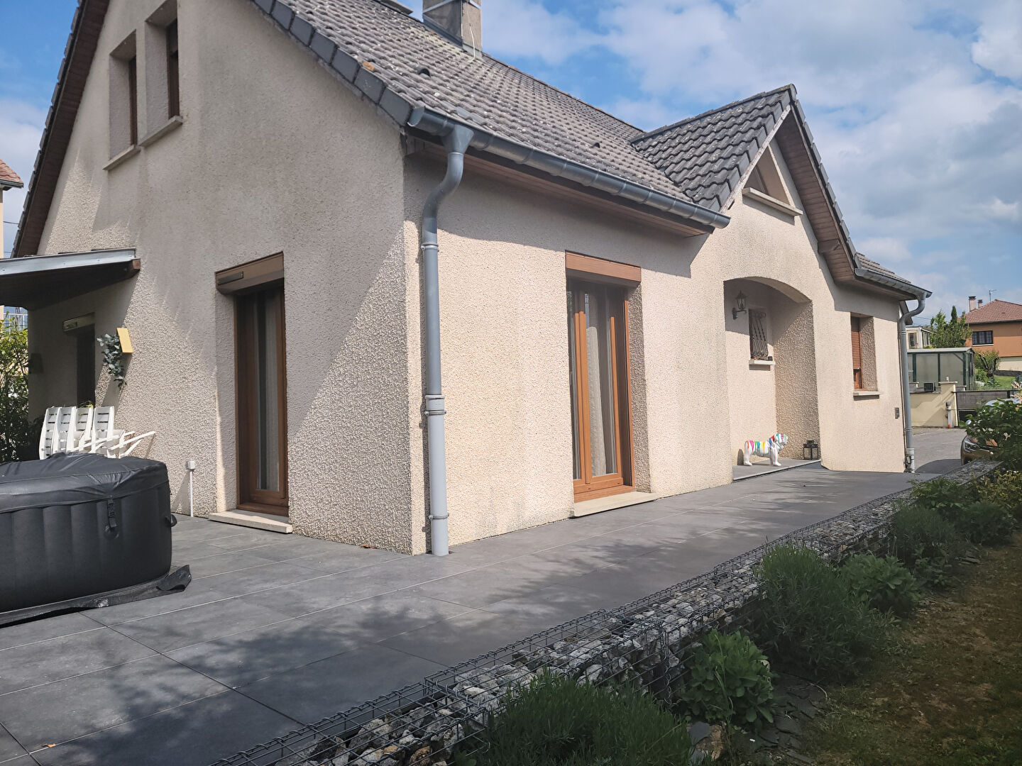 BEAU PAVILLON INDÉPENDANT SUR SOUS-SOL