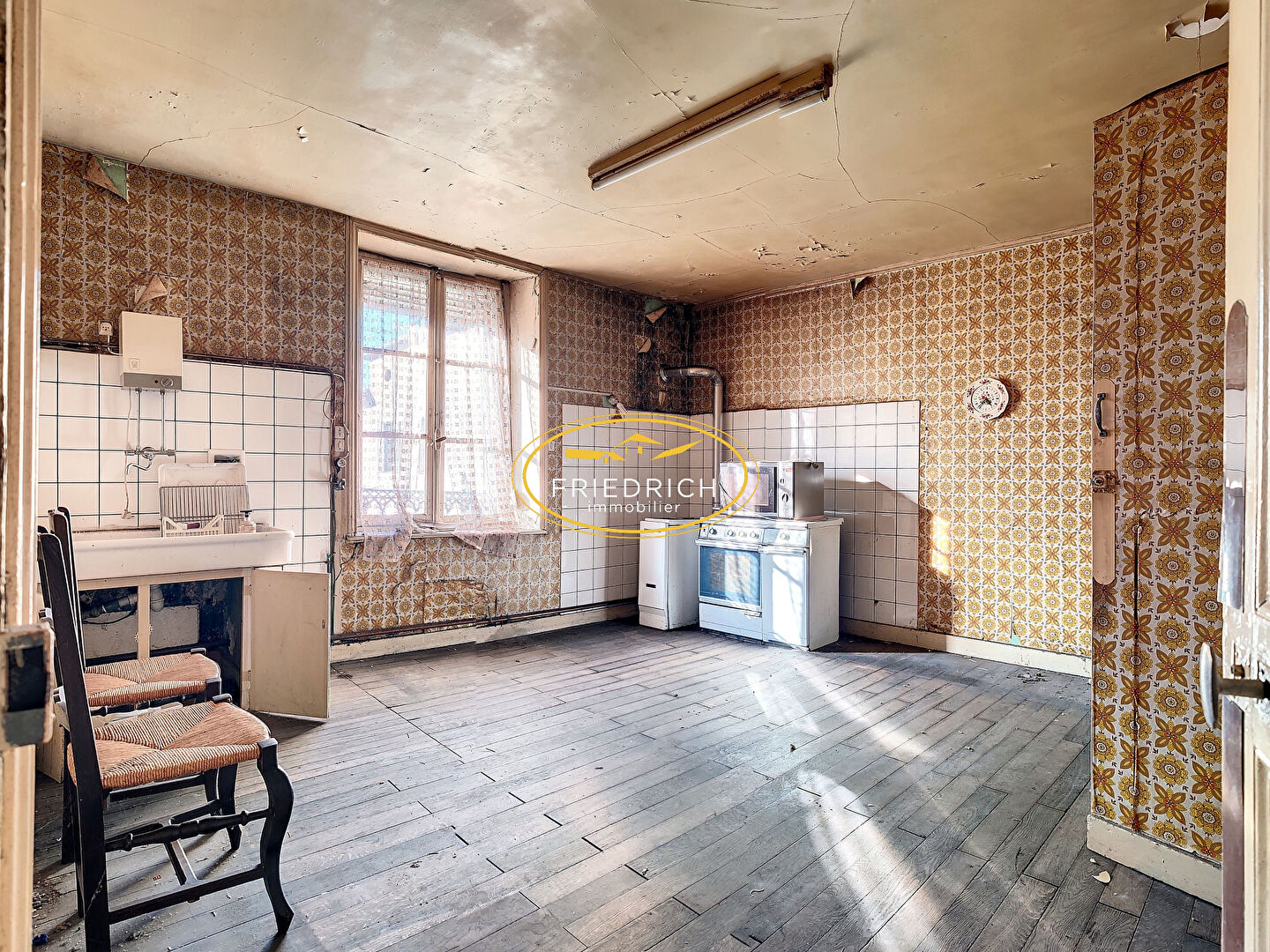 Photo IMMEUBLE A RÉNOVER image 3/6