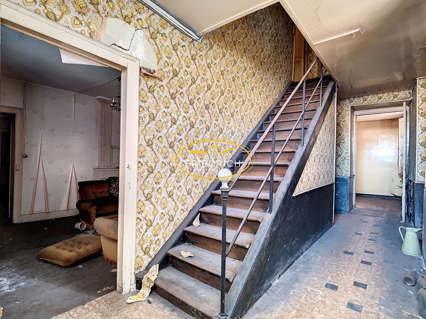 Photo IMMEUBLE A RÉNOVER image 6/6