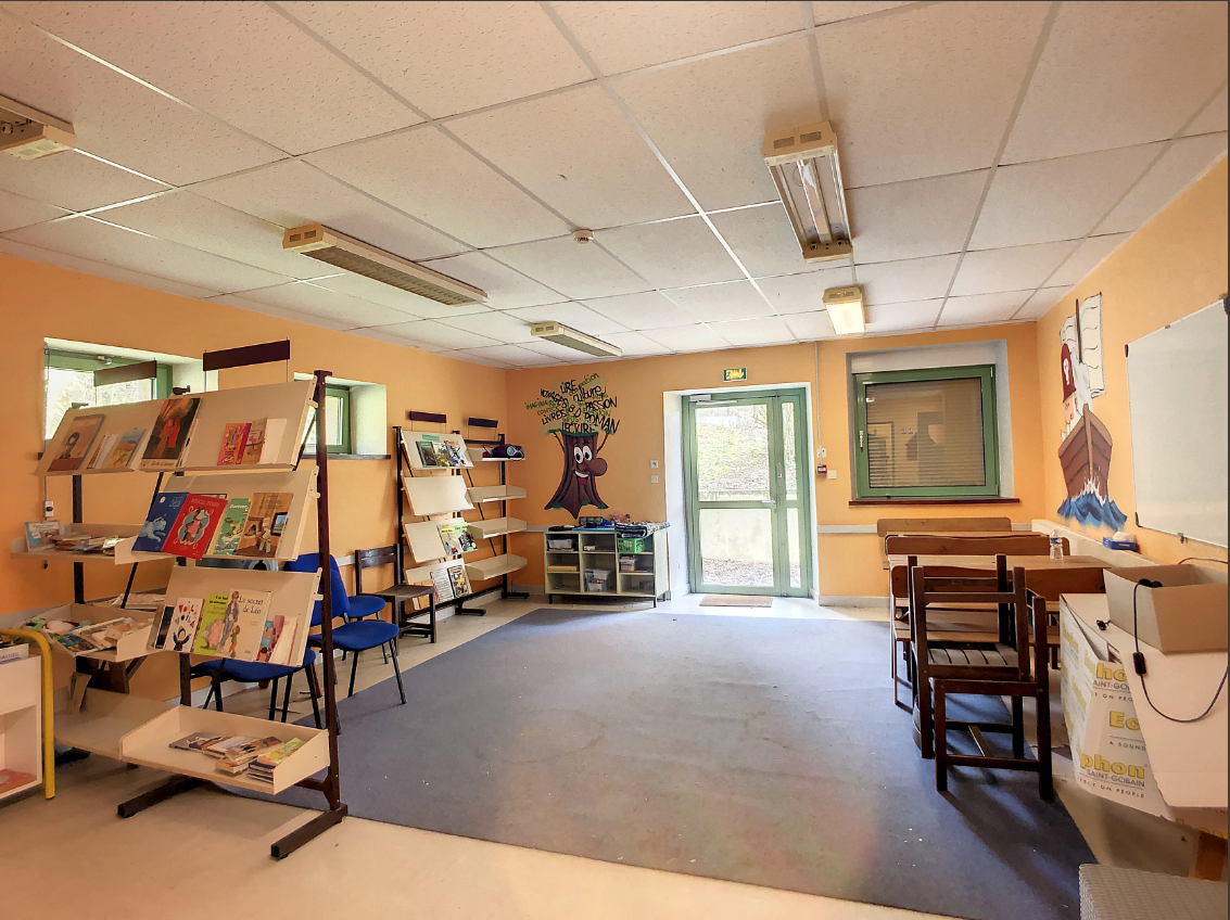 Photo ENSEMBLE IMMOBILIER COMPOSÉ DE PLUSIEURS BÂTIMENTS ET PISCINE - BEAULIEU EN ARGONNE image 6/6