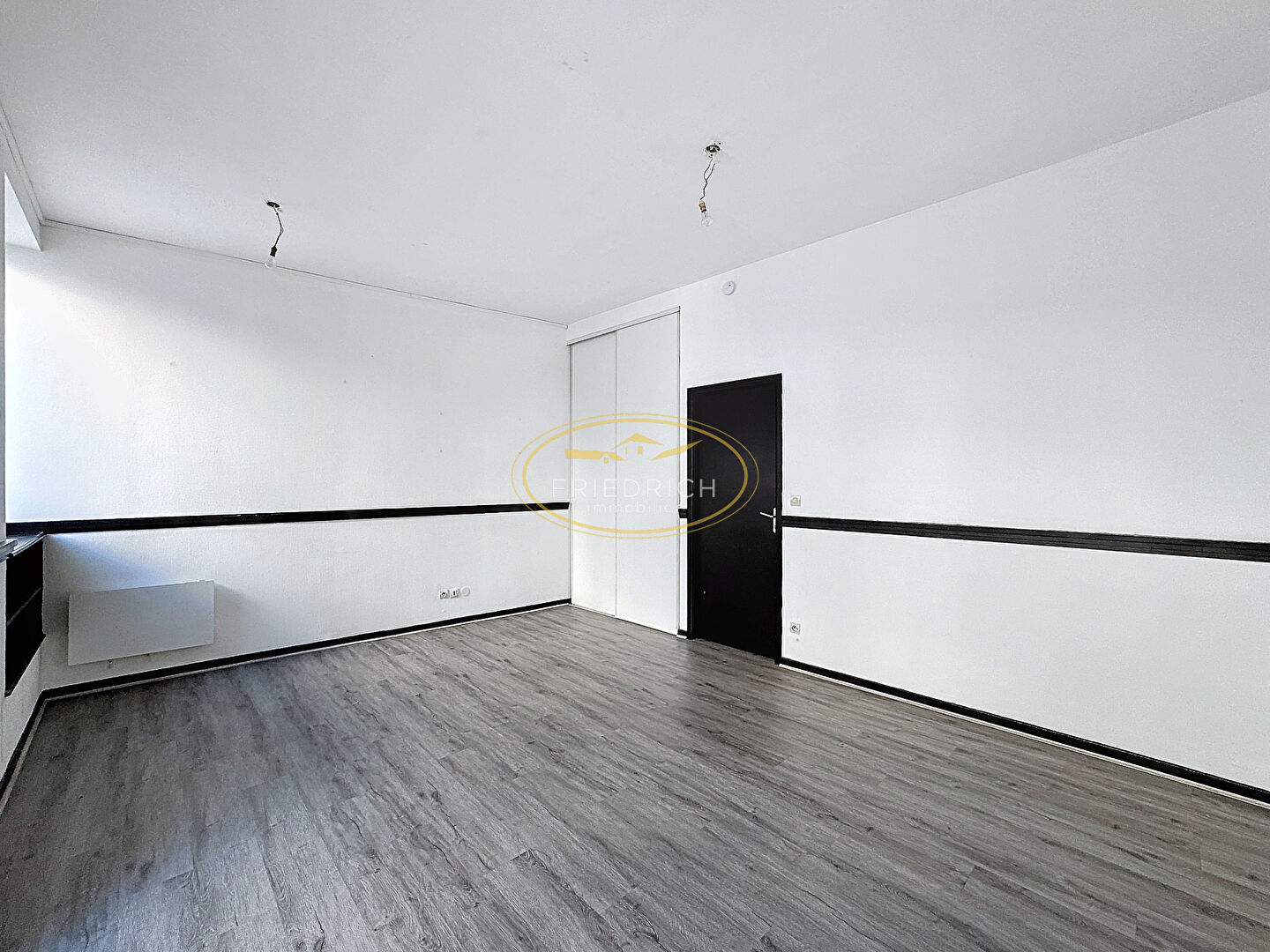 Photo Local commercial - COMMERCY - 64 m2 image 3/6