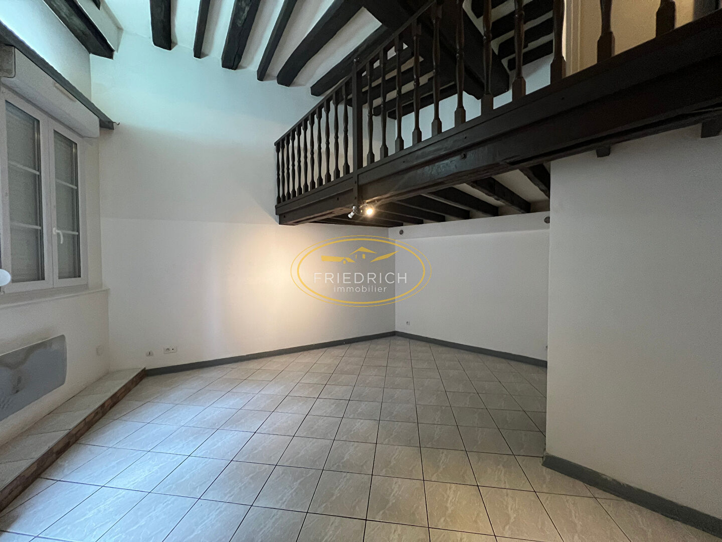 Photo Appartement en copropriété - Rez-de-chaussée image 2/5